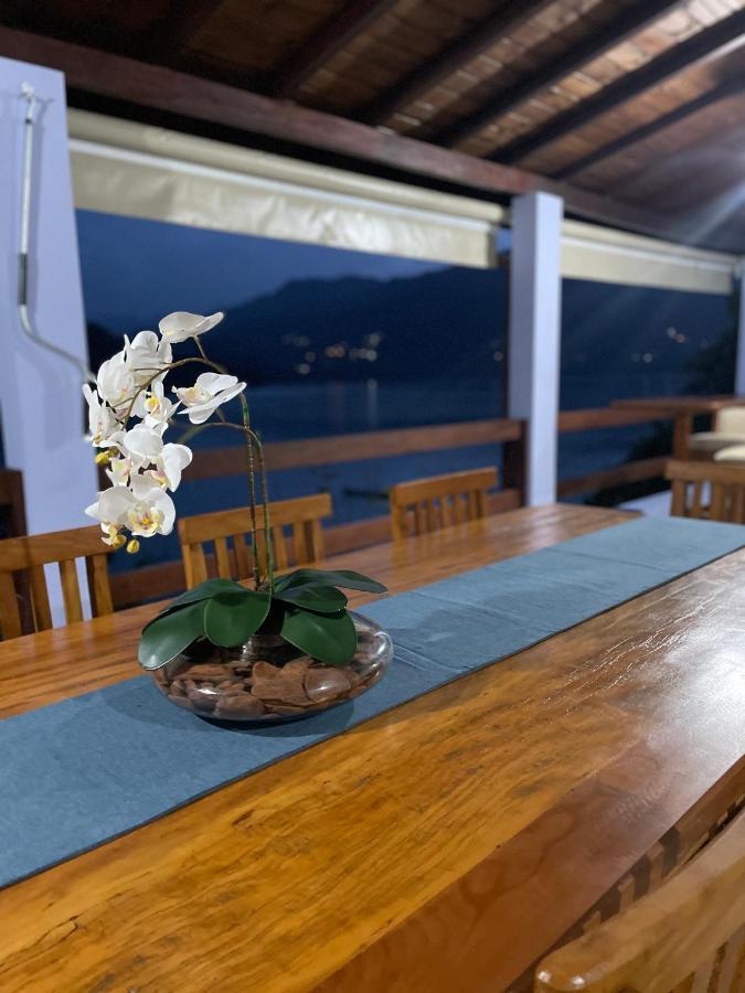 Casa Belvedere Na Ilha Do Araujo E Ganhe 1 Passeio De Barco Paraty Exterior photo